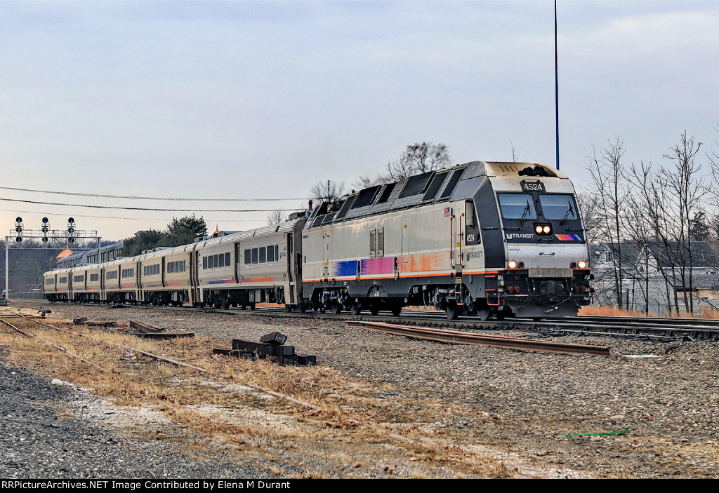 NJT 4524